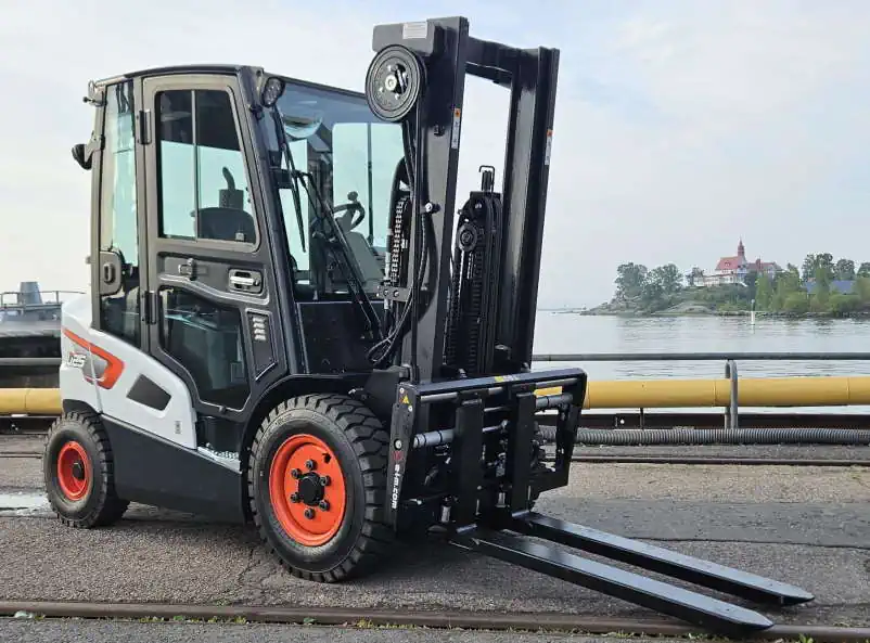 Käytetyt BOBCAT Diesel trukit ovat markkinoiden lujatekoisempia trukkeja valmistajan omilla moottoreilla