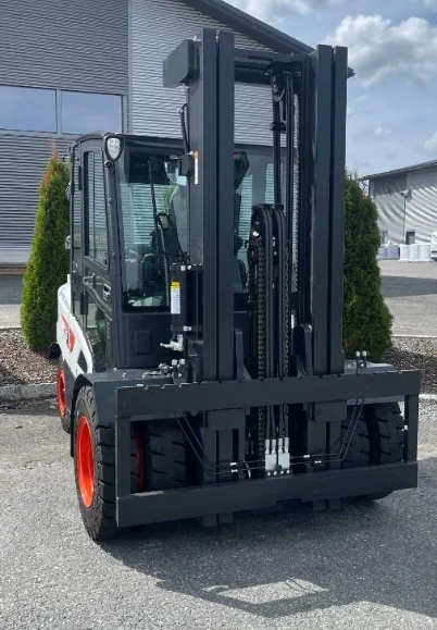 Bobcat D55SC-9 Dieseltrukki